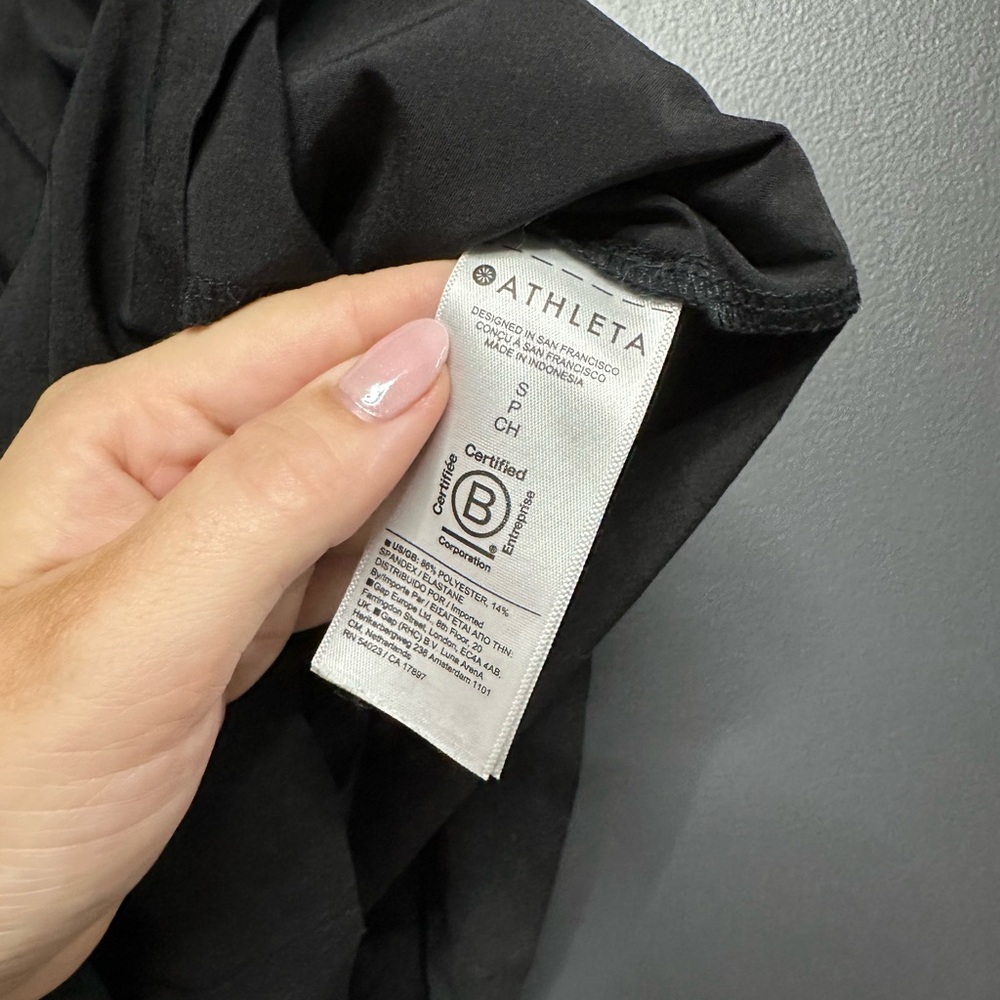 Athleta Avenue Romper Black S NWOT - Picture 4 of 4